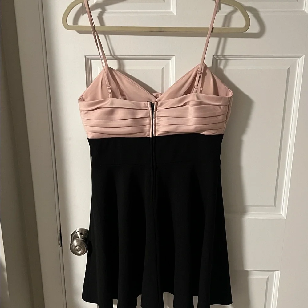 Rosette Ruched Bandeau Bodice Dress Coquette/ fit and flare/ Size 9/10 - Picture 6 of 7